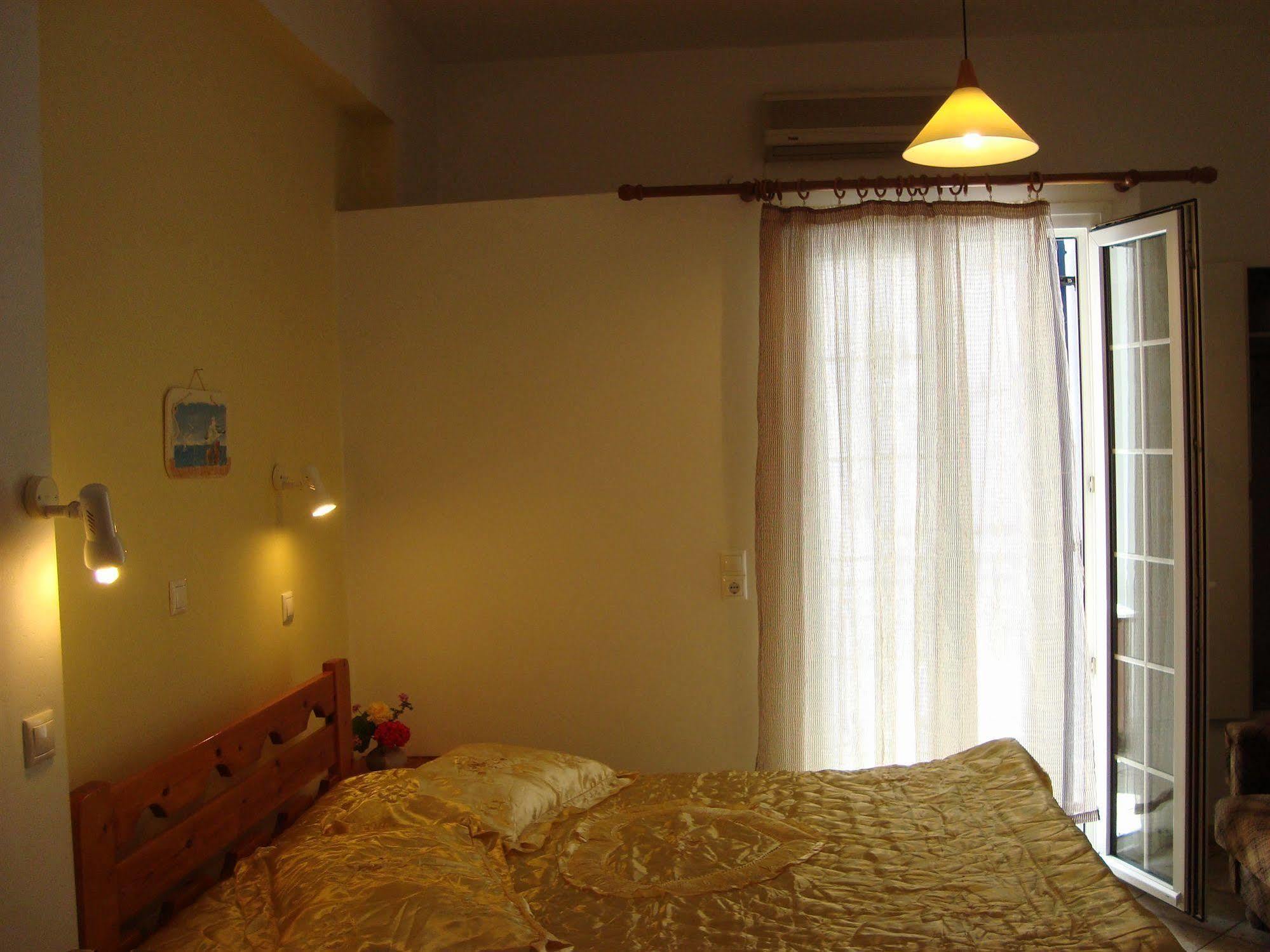 Hotel Vakhos Naxos City Exterior foto