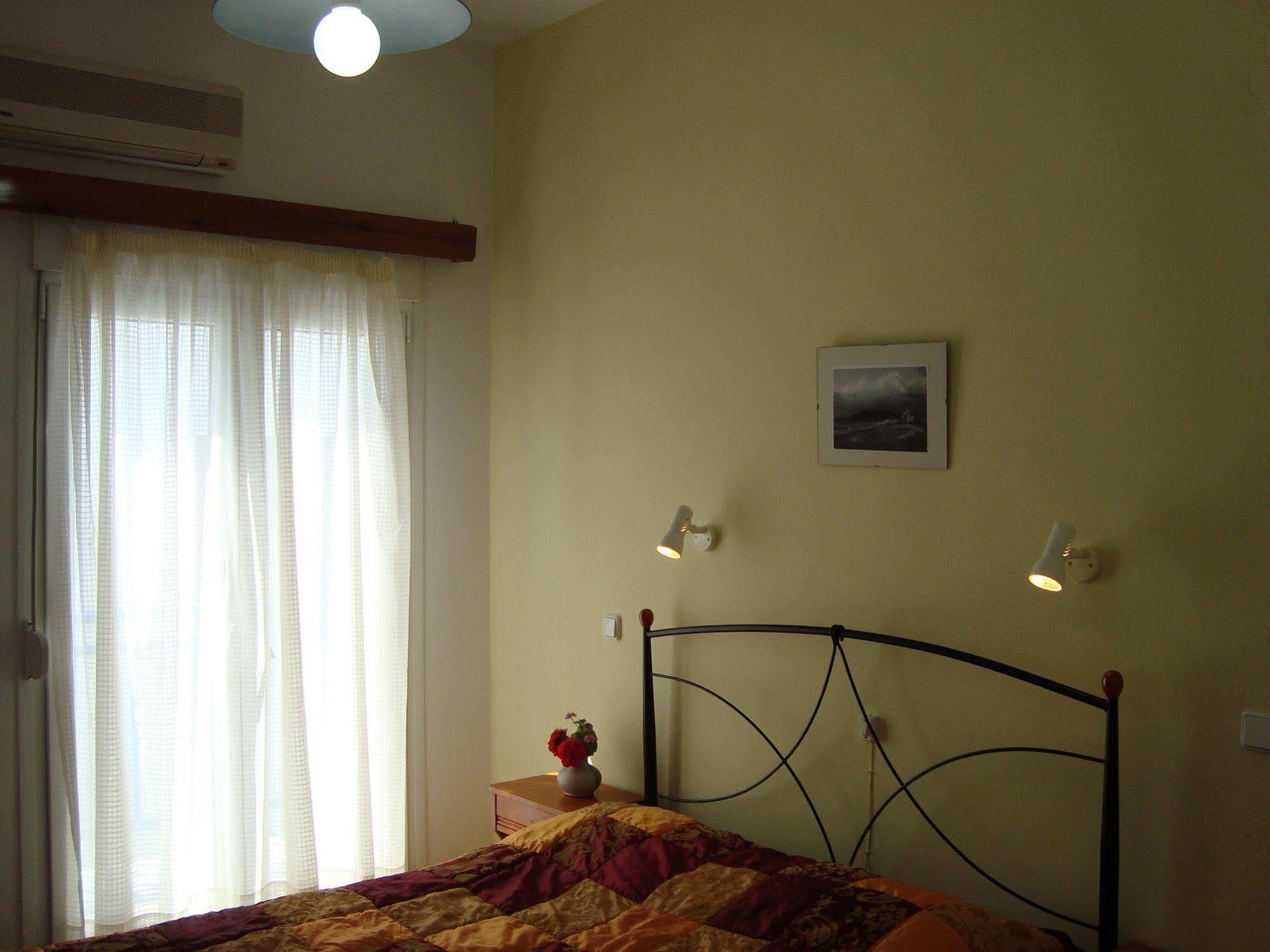 Hotel Vakhos Naxos City Exterior foto